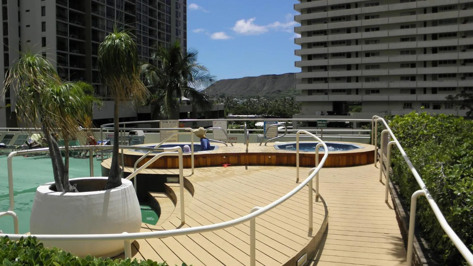 Apartment Waikiki'S Ocean View Condo, Near Beach With Parking Honolulu