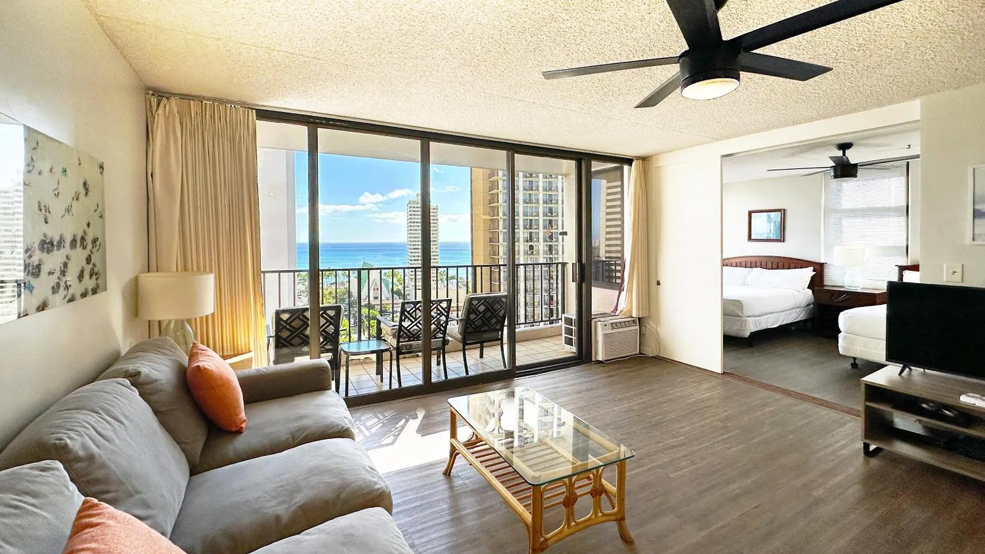 Waikiki'S Ocean View Condo, Near Beach With Parking Honolulu
